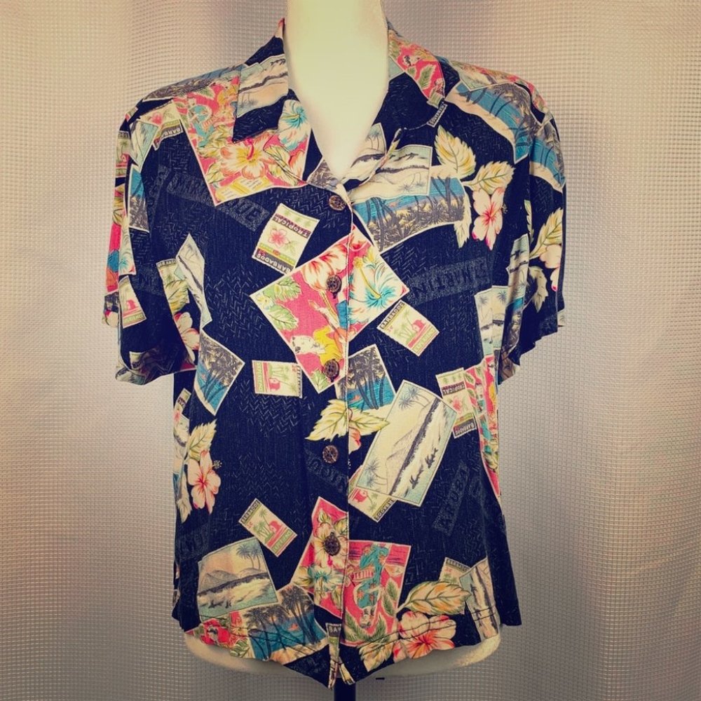 Vintage Shortsleeved Travel Print Shirt